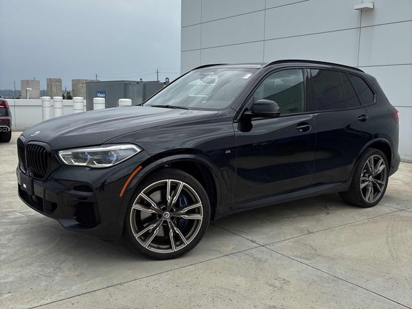 2022 BMW X5 M50i