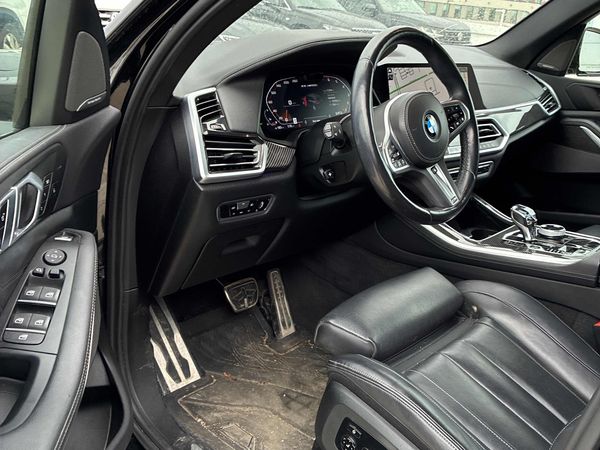2022 BMW X5 M50i