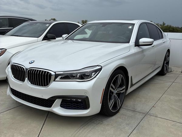 2016 BMW 7 Series 750i xDrive