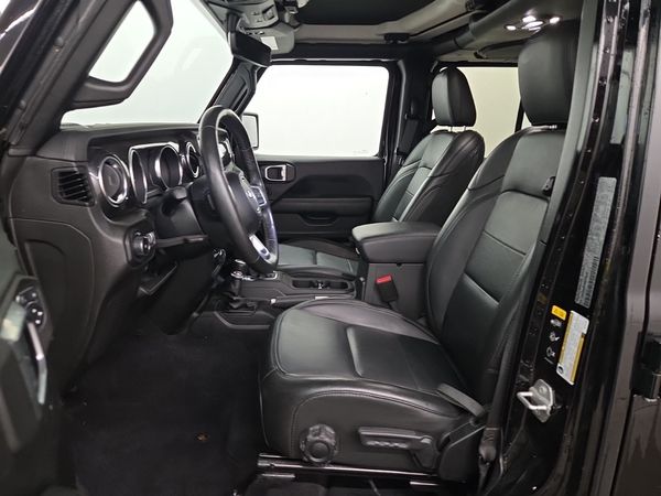 2022 Jeep Wrangler UNLIMITED SAHARA ALTITUDE