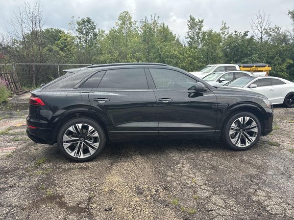 2025 Audi Q8 Progressiv quattro Progressiv