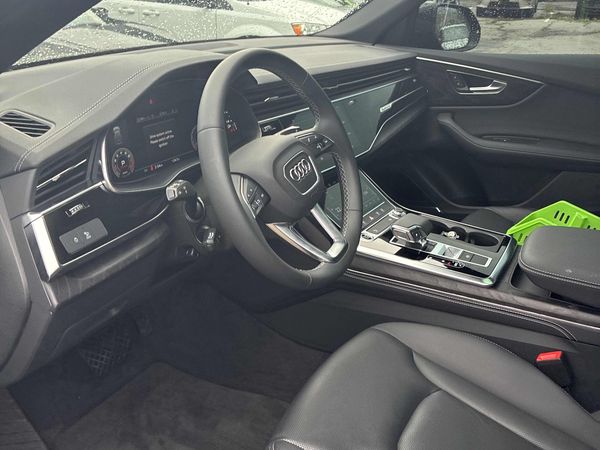 2025 Audi Q8 Progressiv quattro Progressiv
