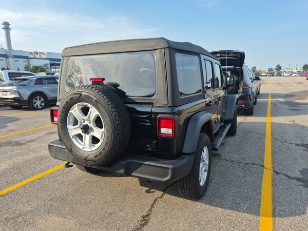 2021 Jeep Wrangler UNLIMITED SPORT