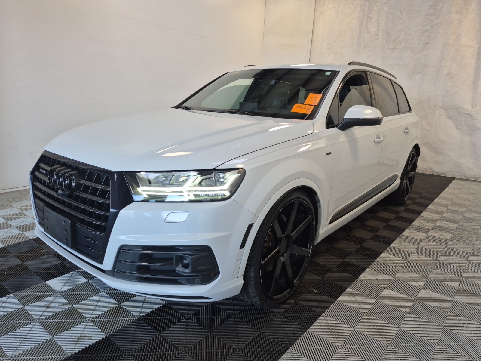 2019 Audi Q7 TECHNIK