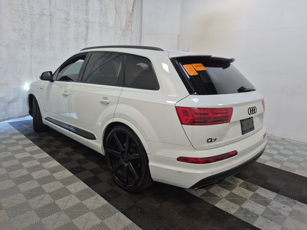2019 Audi Q7 TECHNIK