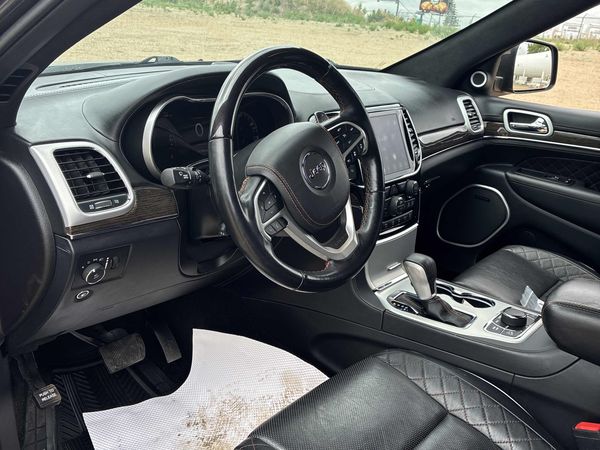 2020 Jeep Grand Cherokee SUMMIT
