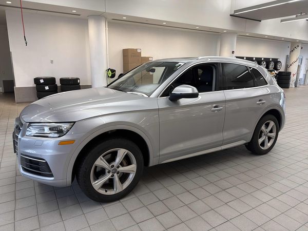 2018 Audi Q5 Progressiv quattro Premium Plus