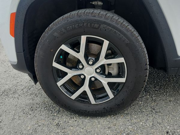 2024 Jeep Grand Cherokee L 4x4 Limited