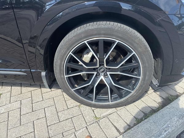 2019 Audi Q8 Technik S Line quattro Prestige