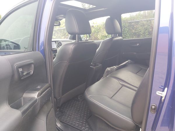 2022 Toyota Tacoma 4x4 Double Cab Auto SR5
