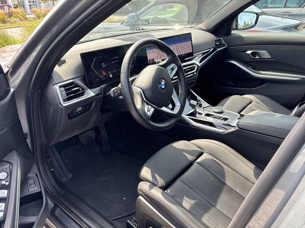 2023 BMW 3 Series 330i xDrive