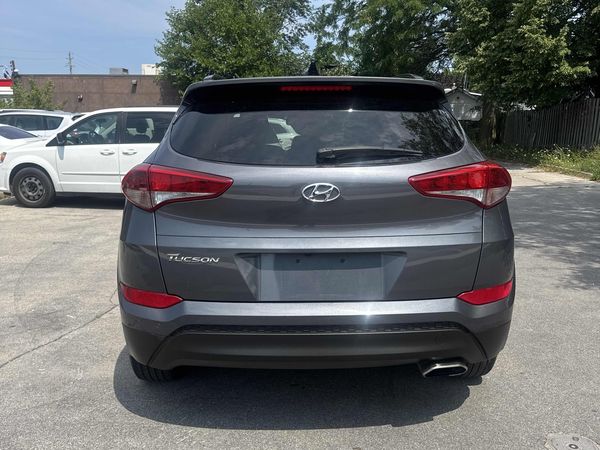 2018 Hyundai Tucson SE