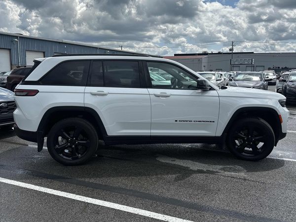 2025 Jeep Grand Cherokee Altitude Laredo, Altitude