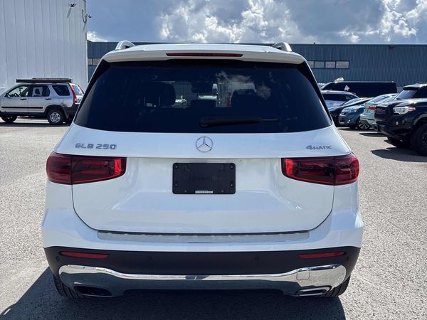2024 Mercedes-Benz GLB GLB 250