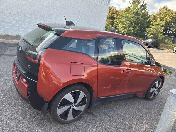 2014 BMW i3 4dr HB w/Range Extender Range Extender