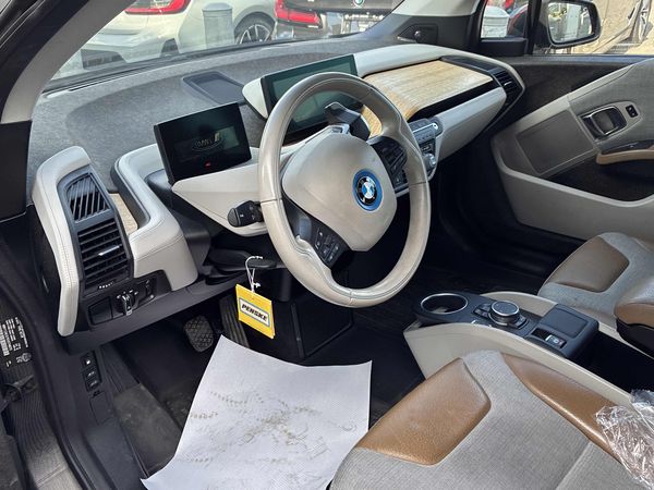 2014 BMW i3 4dr HB w/Range Extender Range Extender