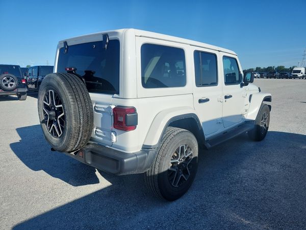 2024 Jeep Wrangler 4 Door 4x4 Sahara