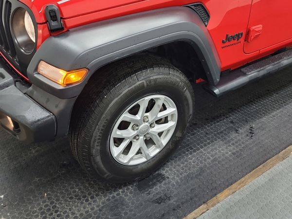 2023 Jeep Wrangler SPORT S