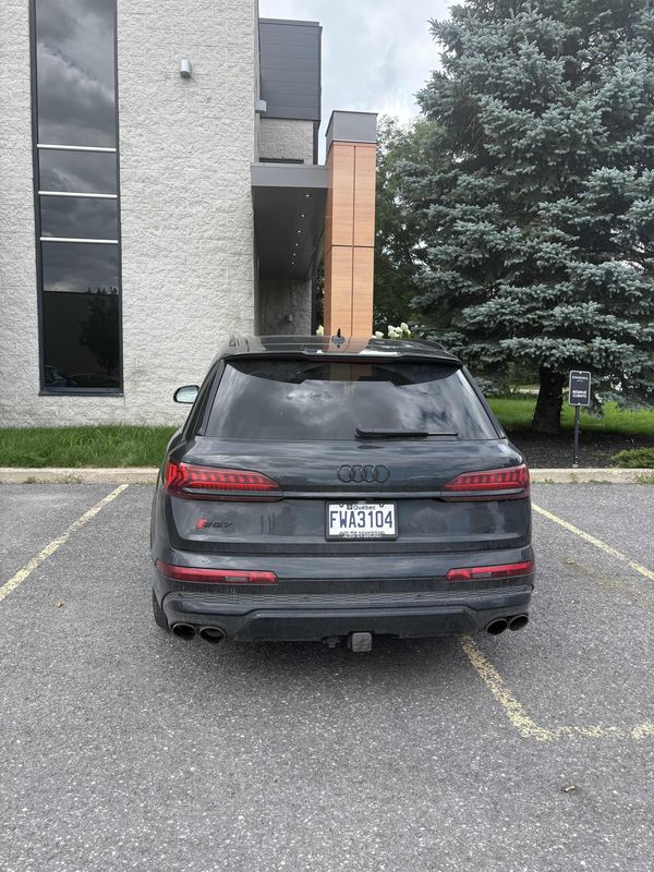 2023 Audi SQ7 4.0 TFSI quattro quattro Premium Plus