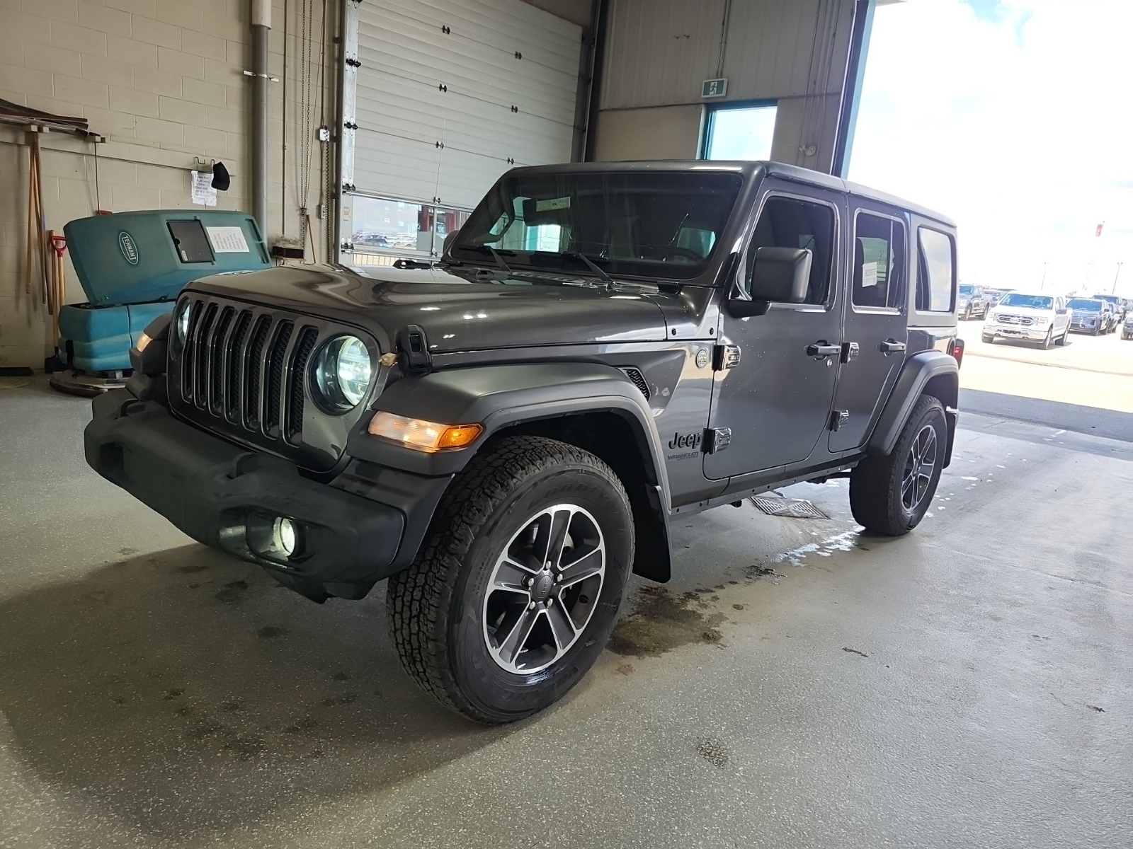 2020 Jeep WRANGLER UNLIMITED SPORT ALTITUDE