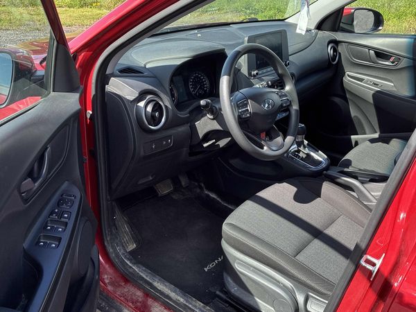 2022 Hyundai Kona Essential SE Without FCA