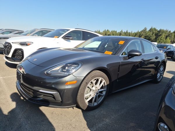 2018 Porsche Panamera 4S