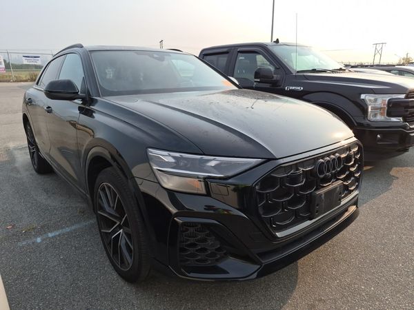 2024 Audi Q8 PROGRESSIV quattro Progressiv