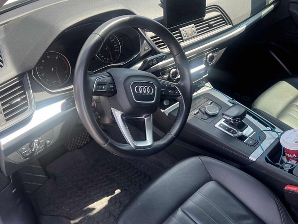 2019 Audi Q5 Komfort quattro Premium