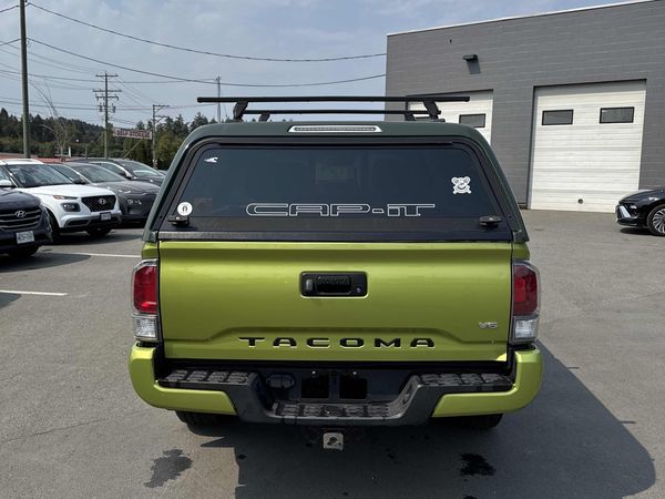 2023 Toyota Tacoma 4x4 Double Cab SB SR5