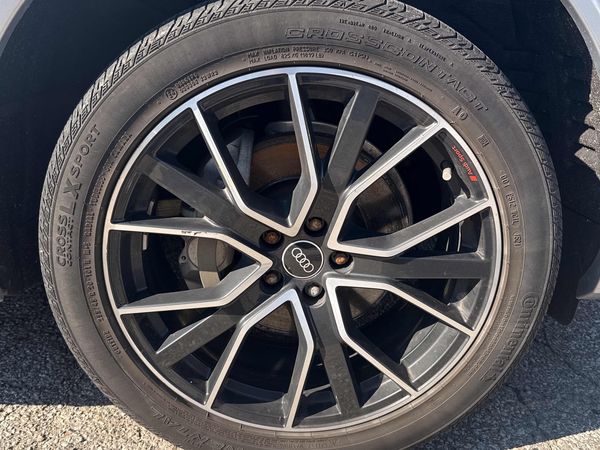 2021 Audi Q5 Progressiv quattro Progressiv