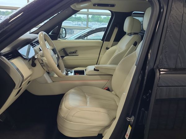 2023 Land Rover Range Rover AUTOBIOGRAPHY