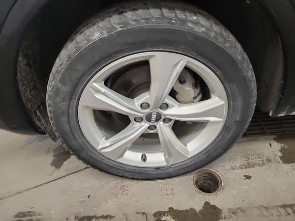 2018 Audi Q5 PROGRESSIV quattro Premium Plus