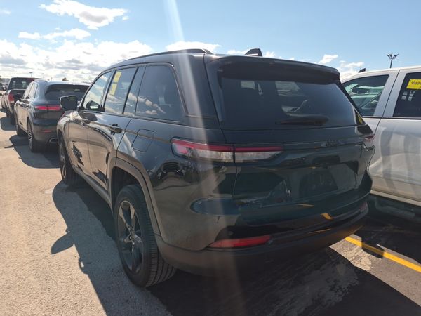 2023 Jeep Grand Cherokee ALTITUDE Laredo, Altitude