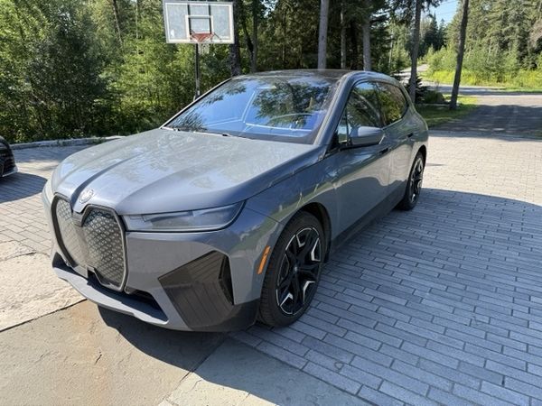 2022 BMW iX xDrive50