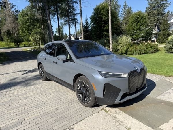 2022 BMW iX xDrive50 xDrive50i