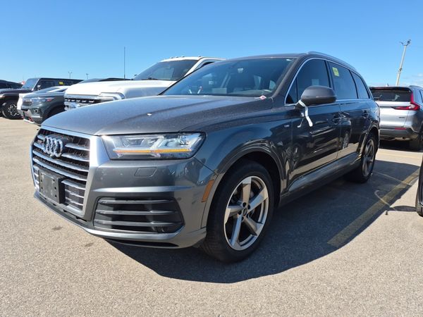 2019 Audi Q7 TECHNIK