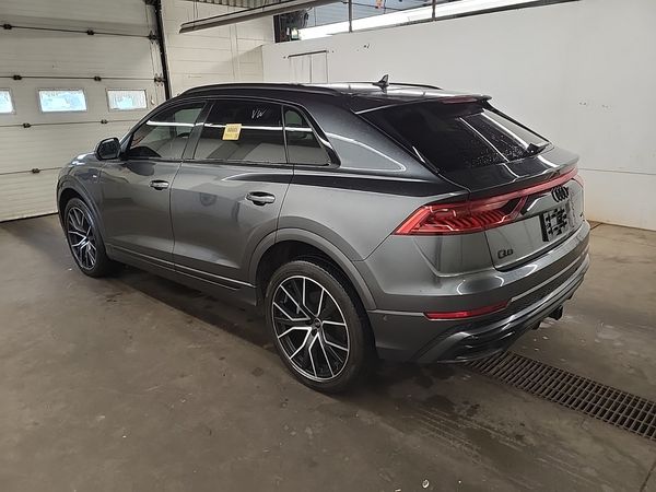 2022 Audi Q8 PROGRESSIV quattro Progressiv