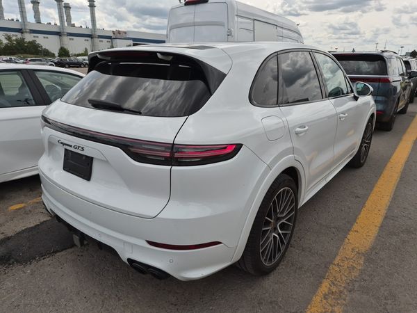 2021 Porsche Cayenne GTS