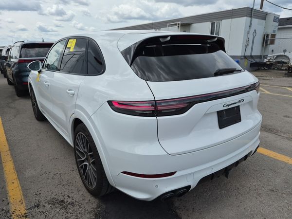 2021 Porsche Cayenne GTS