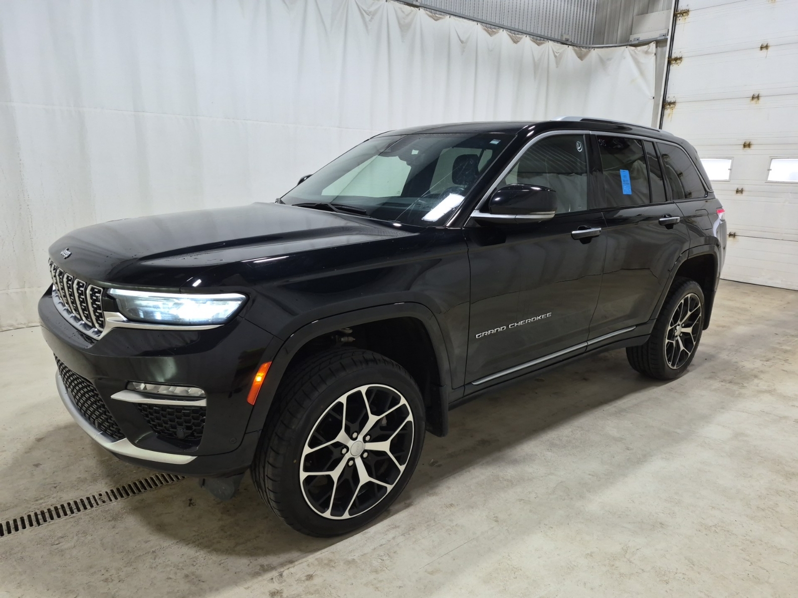2023 Jeep Grand Cherokee SUMMIT RESERVE Summit, Summit Reserve