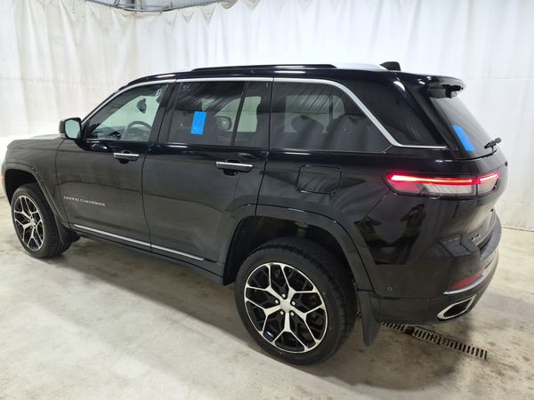 2023 Jeep Grand Cherokee SUMMIT RESERVE Summit, Summit Reserve