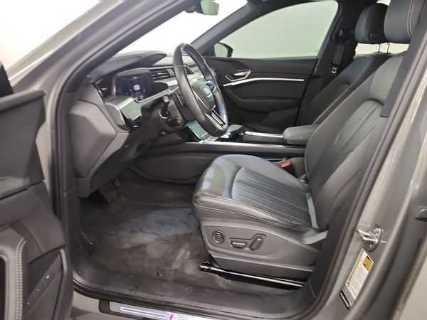 2022 Audi E-TRON SPORTBACK PROGRESSIV quattro Premium