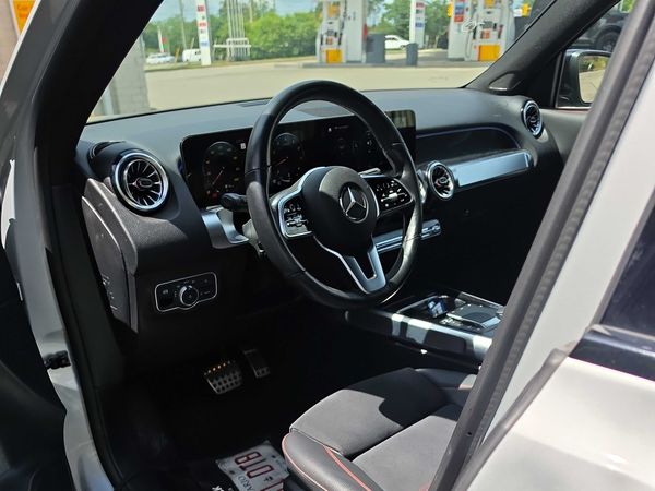 2022 Mercedes-Benz GLB GLB 250 GLB250 / GLB250 4MATIC