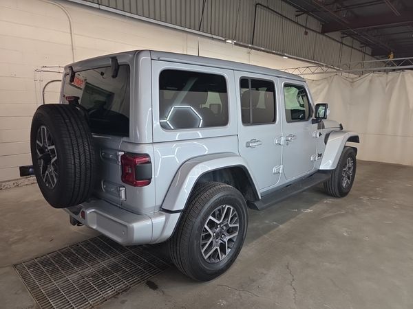 2023 Jeep Wrangler HIGH ALTITUDE Sahara