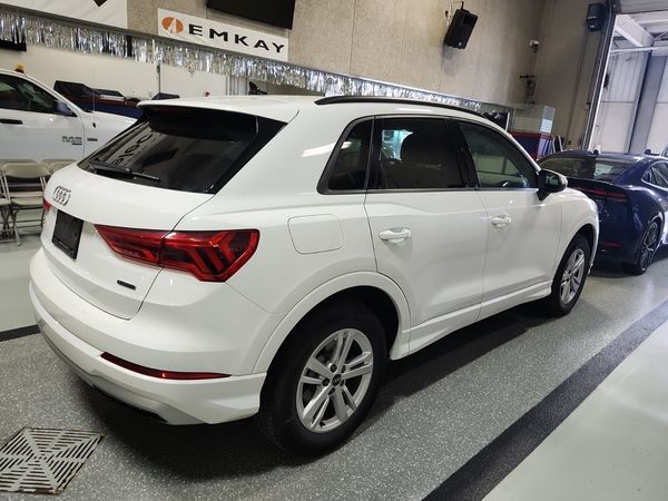 2022 Audi Q3 KOMFORT quattro Premium