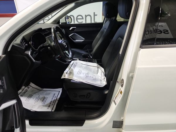 2022 Audi Q3 KOMFORT quattro Premium