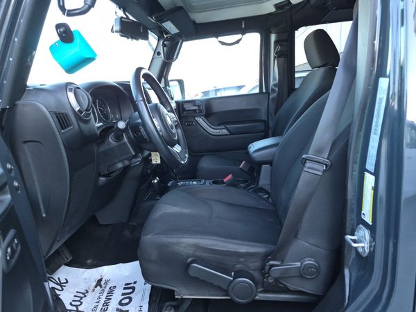 2017 Jeep WRANGLER UNLIMITED WILLYS WHEELER Unlimited Sport