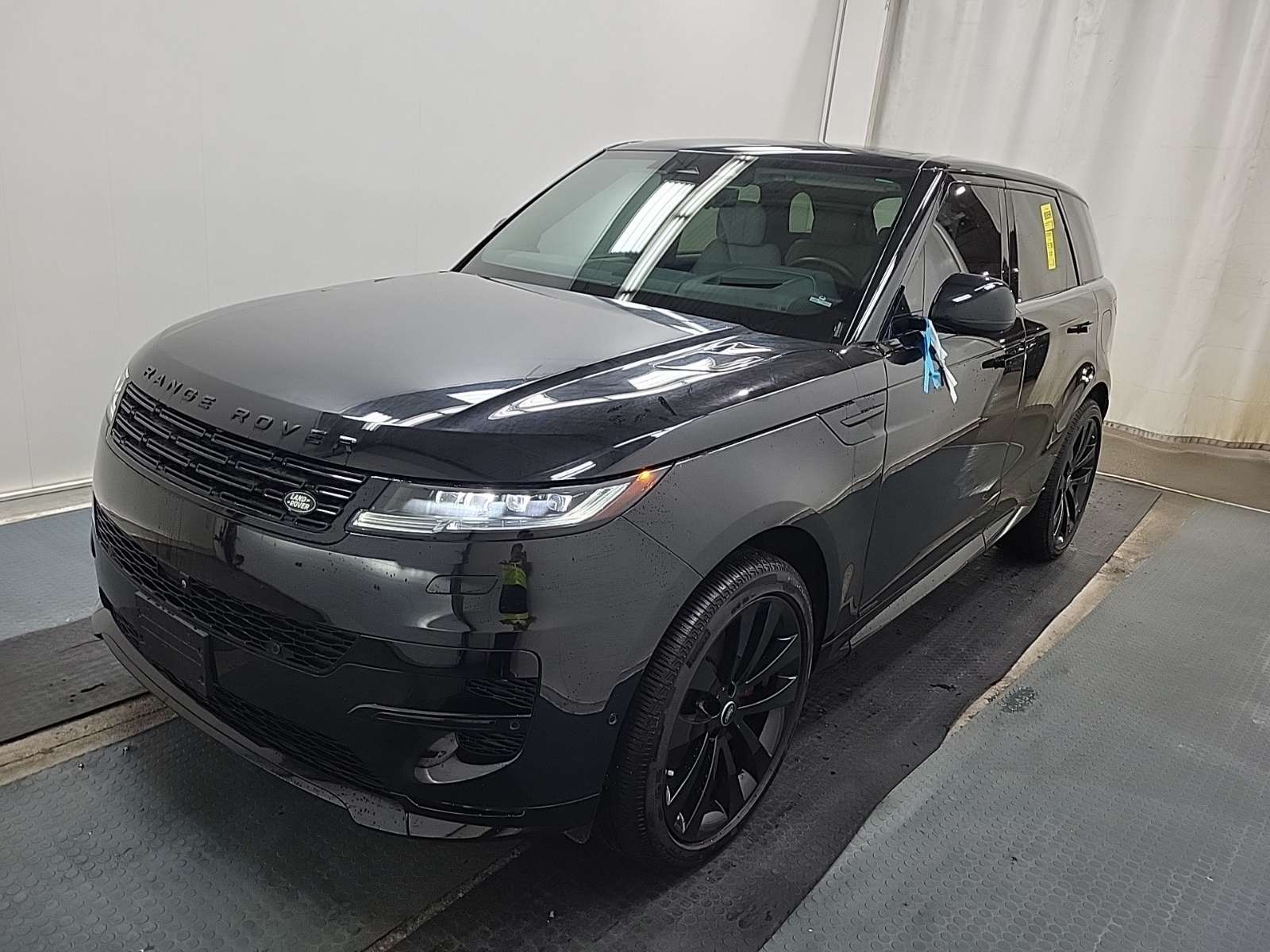 2025 Land Rover Range Rover Sport AUTOBIOGRAPHY P550e Autobiography