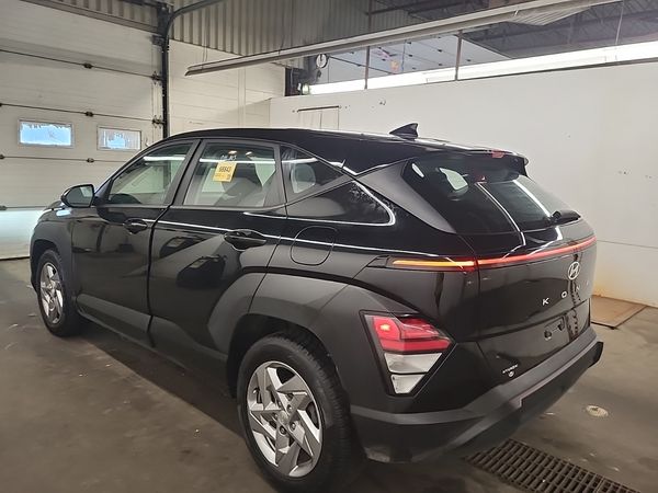 2024 Hyundai KONA ESSENTIAL SE