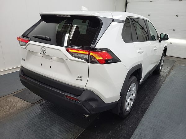 2025 Toyota Rav4 LE